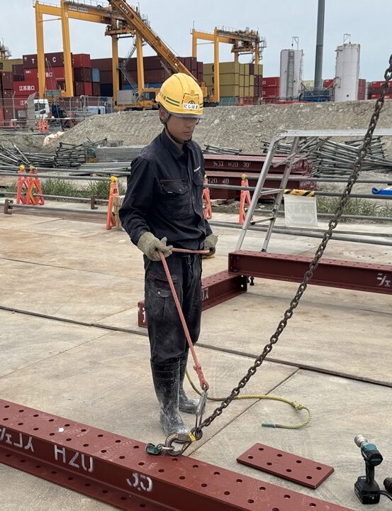 本社 工事部 西浜 恭悟