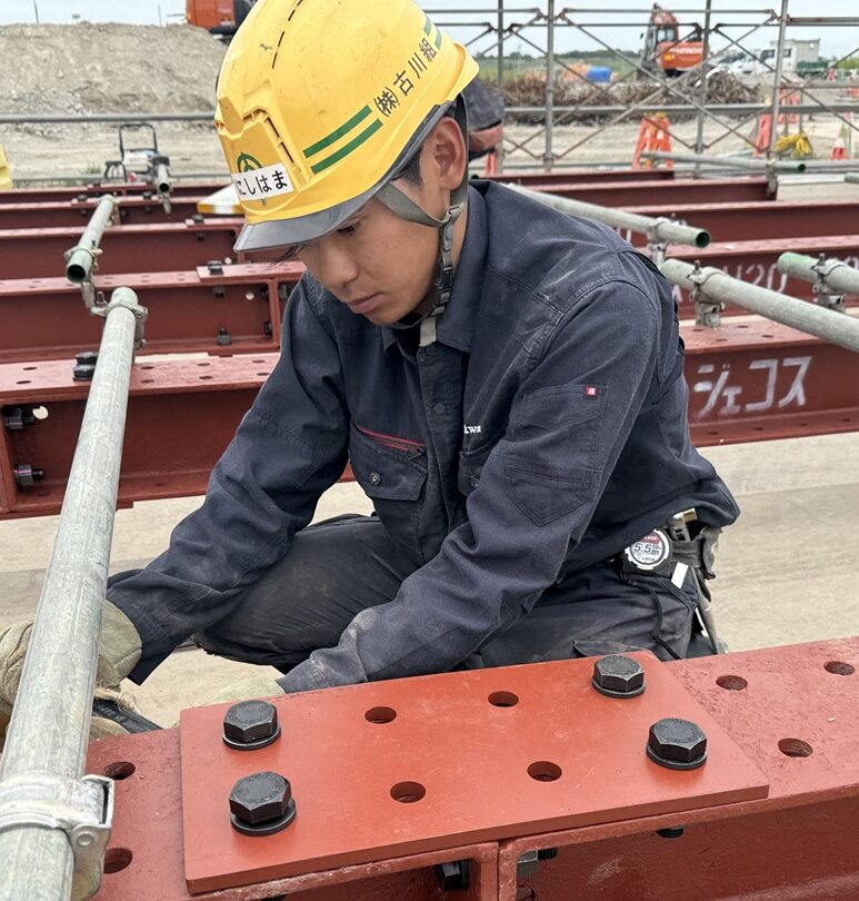 本社 工事部 西浜 恭悟